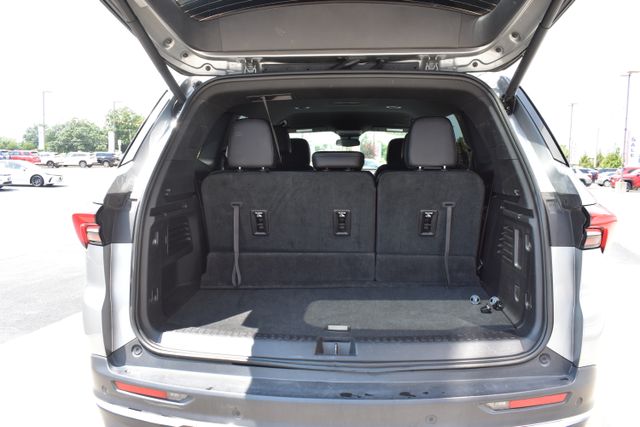 Used 2025 Buick Enclave SUV