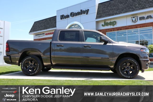 Gray (Granite Crystal Metallic Clearcoat) 2026 RAM 1500 Express Crew Cab 4WD Pickup Truck Four-Wheel Drive 8-Speed Automatic