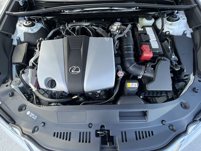 2023 Lexus ES