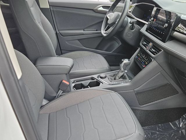 2025 Volkswagen Taos SE Black - Photo 25