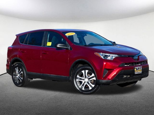 2018 Toyota RAV4 LE 2