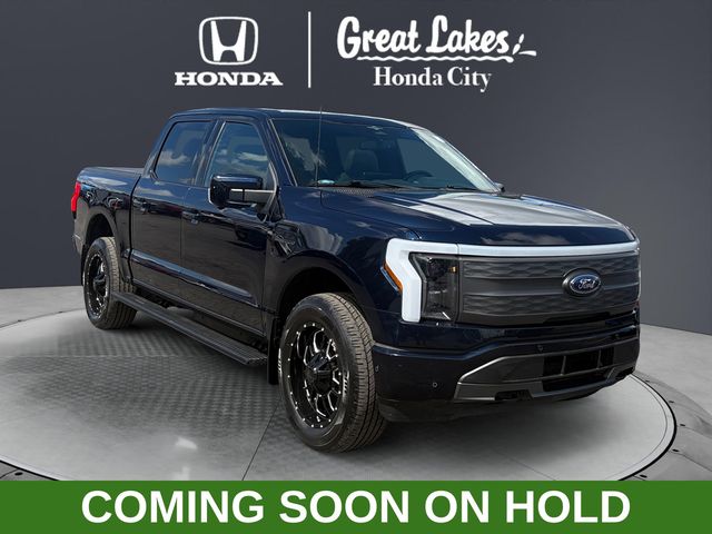 2023 Ford F-150 Lightning Lariat SuperCrew AWD    