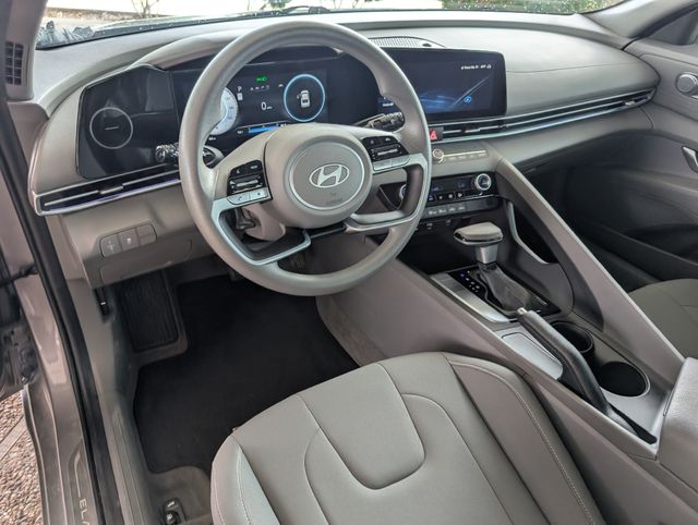 2024 Hyundai Elantra SEL Silver at Community Toyota
