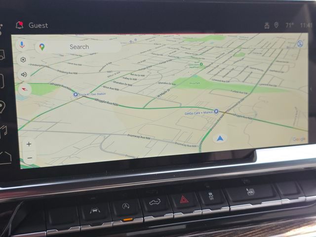 View vehicle photo 4