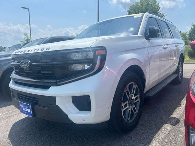 White Metallic 2025 Ford Expedition SUV / Crossover 4X2 Automatic