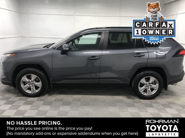 2023 Toyota RAV4 XLE 3