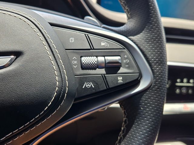 2025 Genesis Gv70 - $42,897