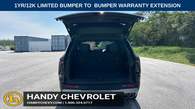 Used 2025 Chevrolet Traverse SUV