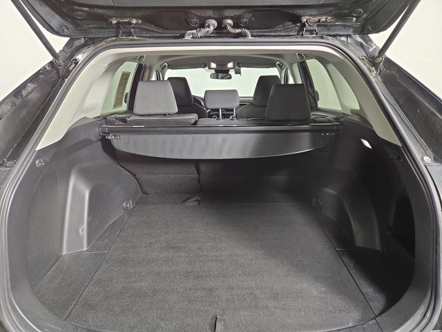 2022 Toyota RAV4 XLE photo