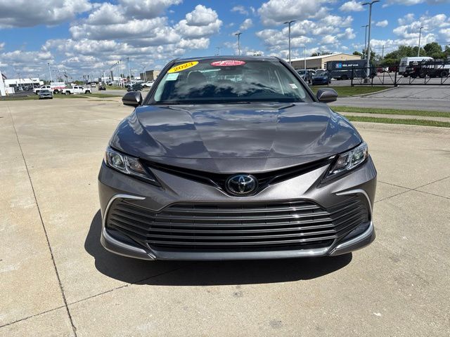 Used 2023 Gray Toyota LE image 4