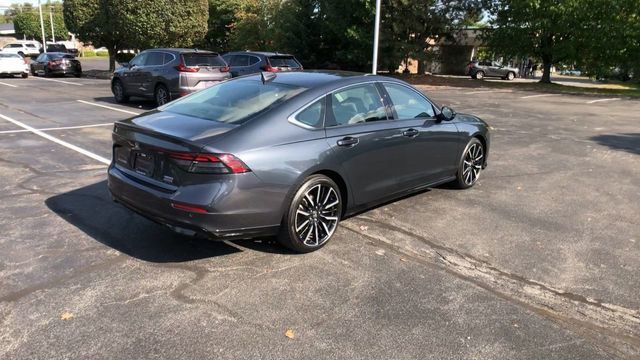 2023 Honda Accord Hybrid Touring 8