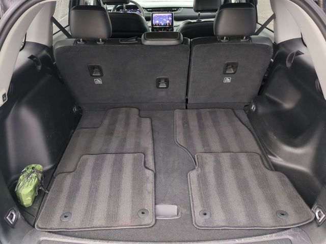 used 2023 Jeep Grand Cherokee car, priced at $28,990