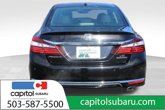 2016 Honda Accord Touring 21