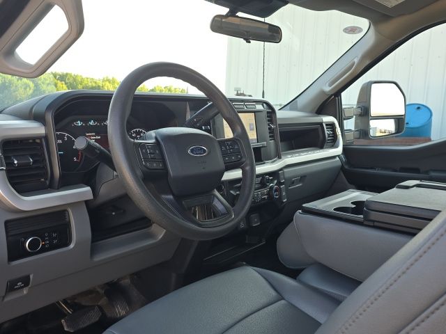 2024 Ford F-550SD XL:169195A