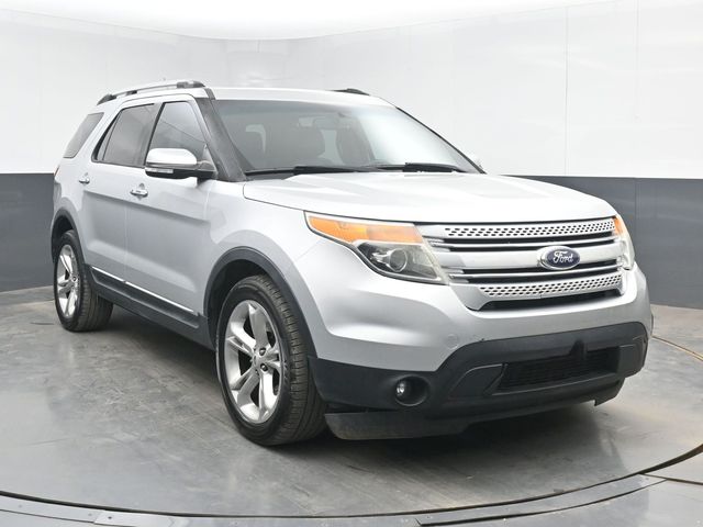 Used 2014 Silver Ford Limited image 2