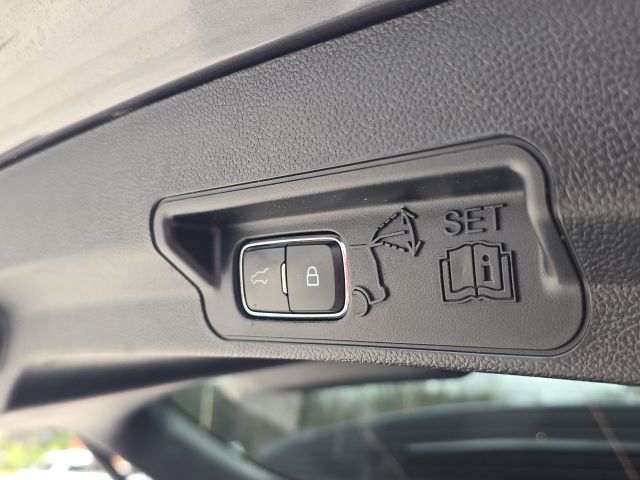 2023 Ford Explorer XLT:168625A