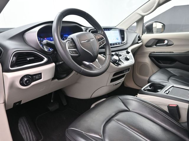 used 2023 Chrysler Pacifica car, priced at $24,997