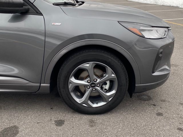 used 2023 Ford Escape car, priced at $21,229