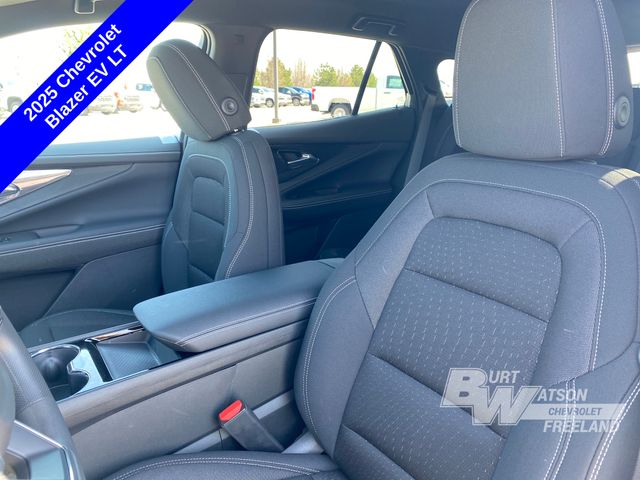 2025 Chevrolet Blazer EV LT photo