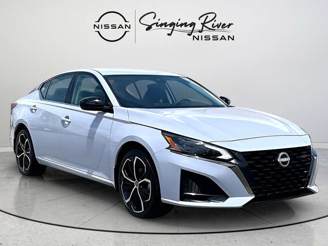 Gray Sky Pearl 2025 Nissan Altima Sedan All-Wheel Drive Continuously Variable Transmission