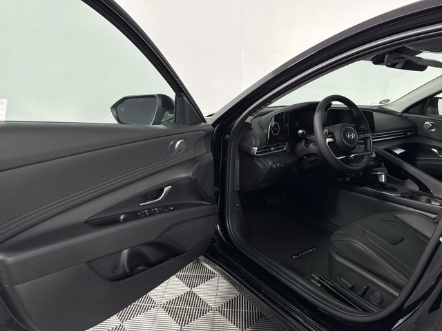 New 2025 Hyundai Elantra Hybrid For Sale in Indianapolis, IN