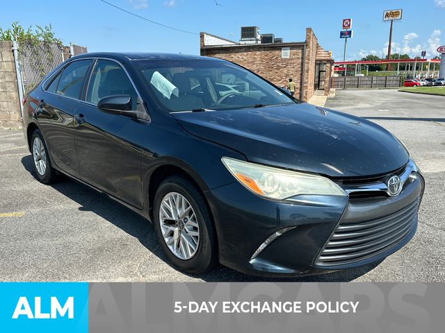 Used 2017 Gray Toyota LE image 3
