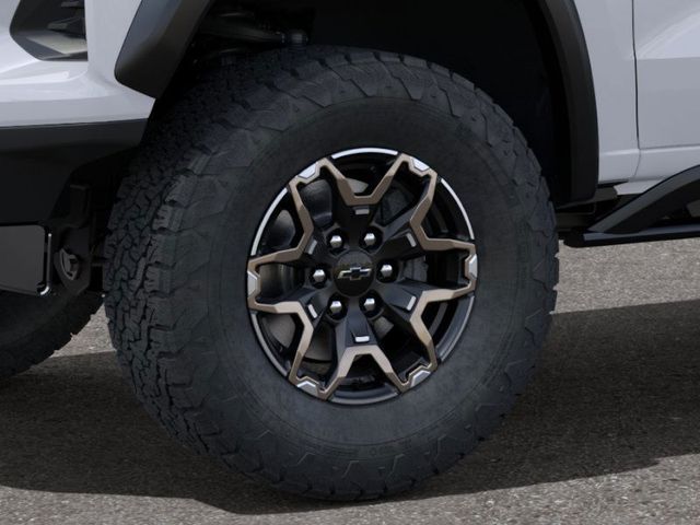 2024 Chevrolet Colorado ZR2 9