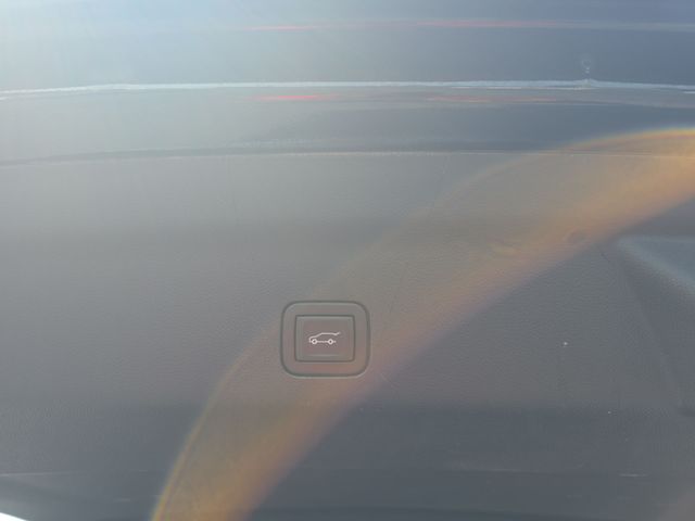 Used 2021 Black GMC Denali image 15
