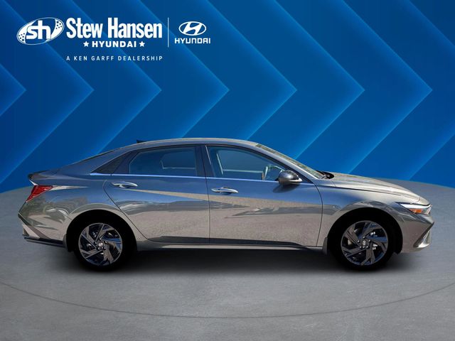 New 2026 Gray Hyundai SEL Sport image 9