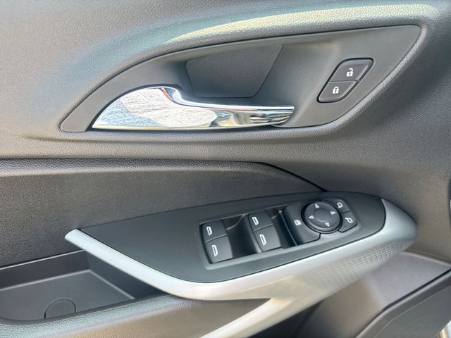 2026 Sterling Gray Metallic Chevrolet Trax 1RS FWD SUV