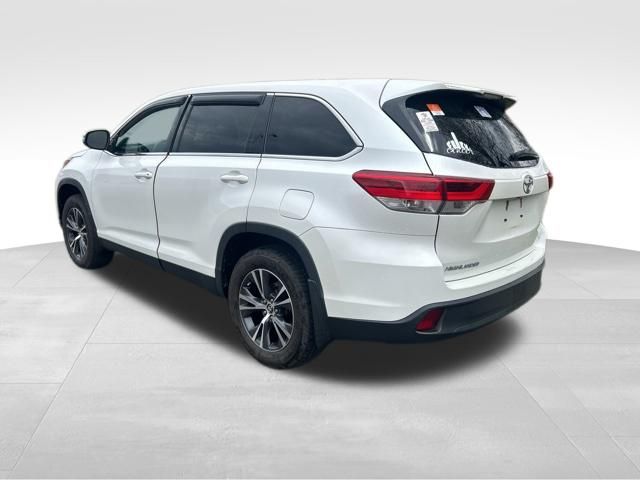 used 2019 Toyota Highlander car, priced at $23,999