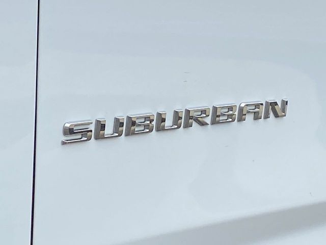 2023 Chevrolet Suburban LT 32