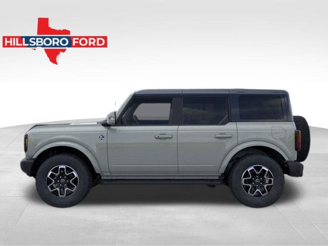 2024 Ford Bronco Outer Banks 3