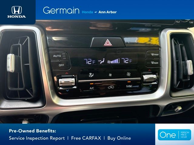 Used 2023 Wolf Gray Kia X-Line EX image 30
