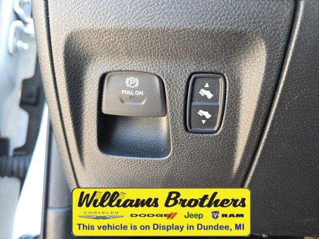 2021 Ram 1500 Big Horn/Lone Star - Bright White Clearcoat exterior view 18