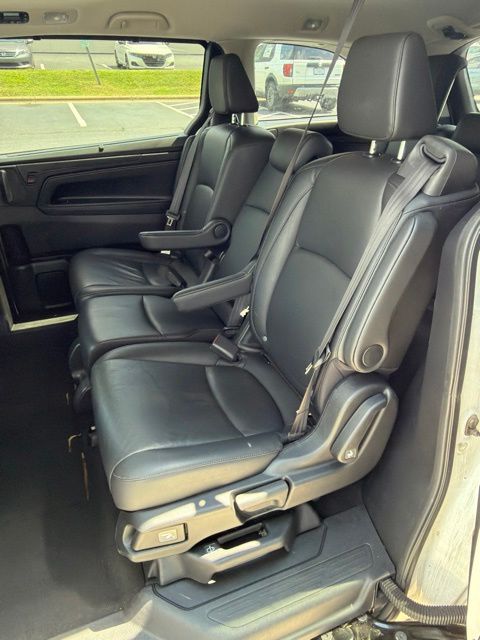 Used 2025 Honda Odyssey Van