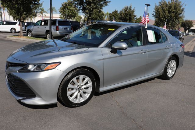 2019 Toyota Camry LE 3