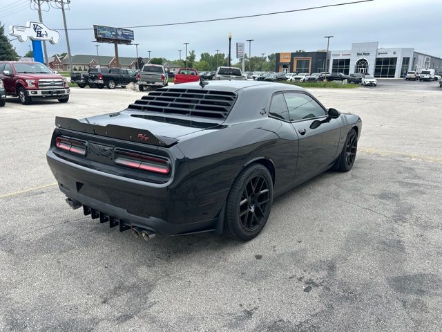 Used 2015 Pitch Black Clearcoat Dodge R/T image 7