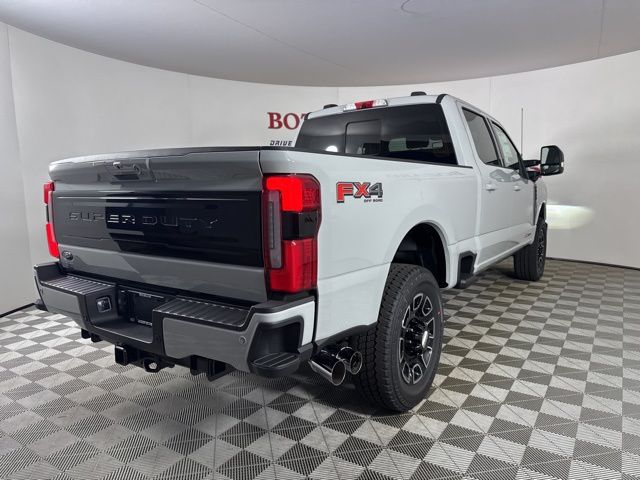 2025 Avalanche Ford Super Duty F-250 SRW Platinum 4X4 Truck