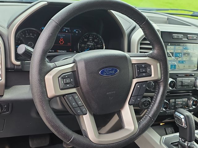 Used 2016 White Platinum Clearcoat Metallic Ford Lariat image 16