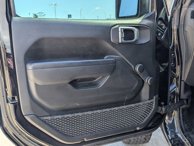 Used 2023 Black Jeep Sport image 10