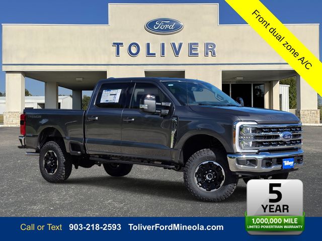 Carbonized Gray Metallic 2026 Ford F-250 Super Duty Pickup Truck Four-Wheel Drive Automatic
