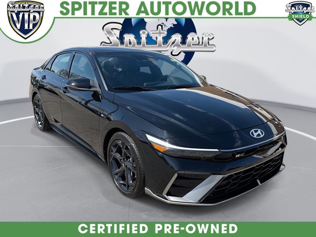 Abyss Black 2025 Hyundai Elantra Sedan Front-Wheel Drive 7-Speed Dual Clutch