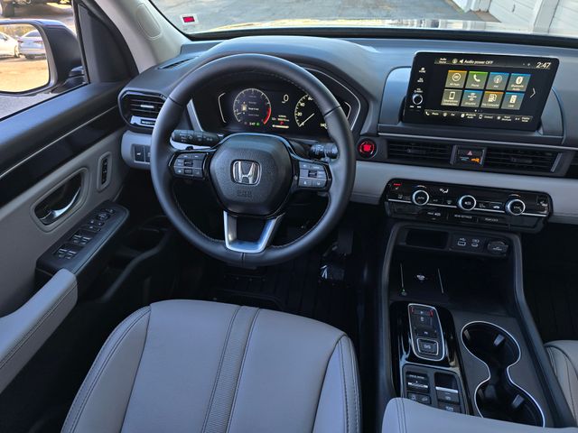 2025 Honda Pilot EX-L 6