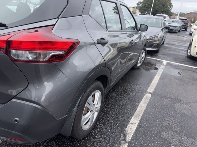 2020 Nissan Kicks S 7