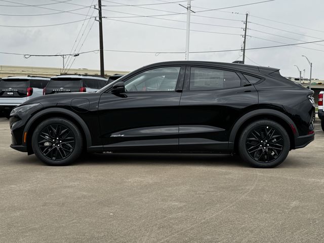 New 2026 Black Ford Select image 6