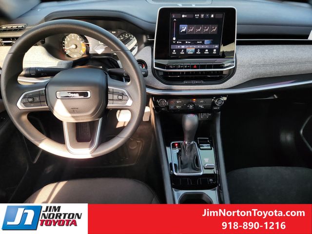 Used 2025 Jeep Compass SUV