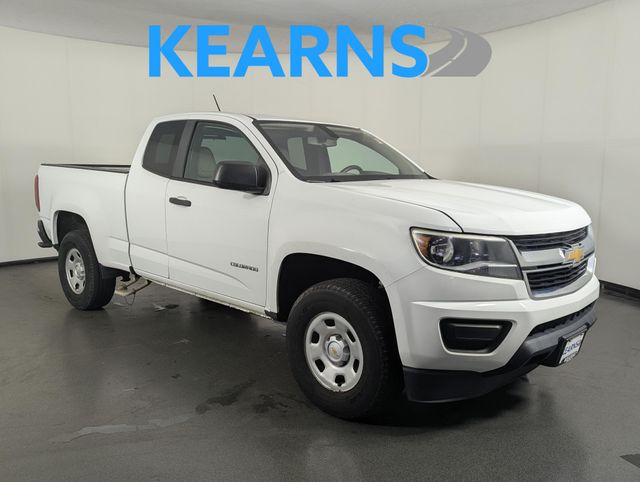 Summit White 2018 Chevrolet Colorado Pickup Truck 4X2 6-Speed Automatic