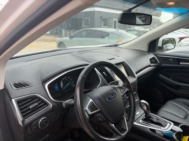 2015 Ford Edge Titanium White at Autostrade