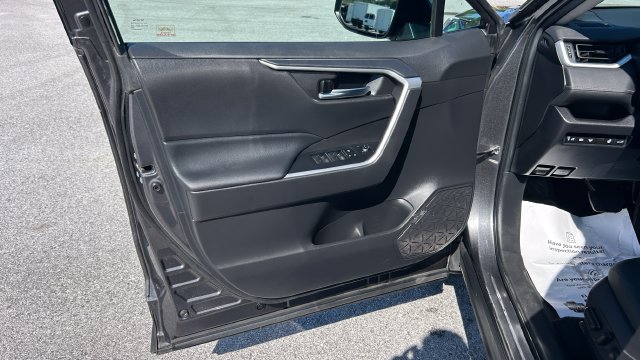 Used 2022 Toyota RAV4 SUV